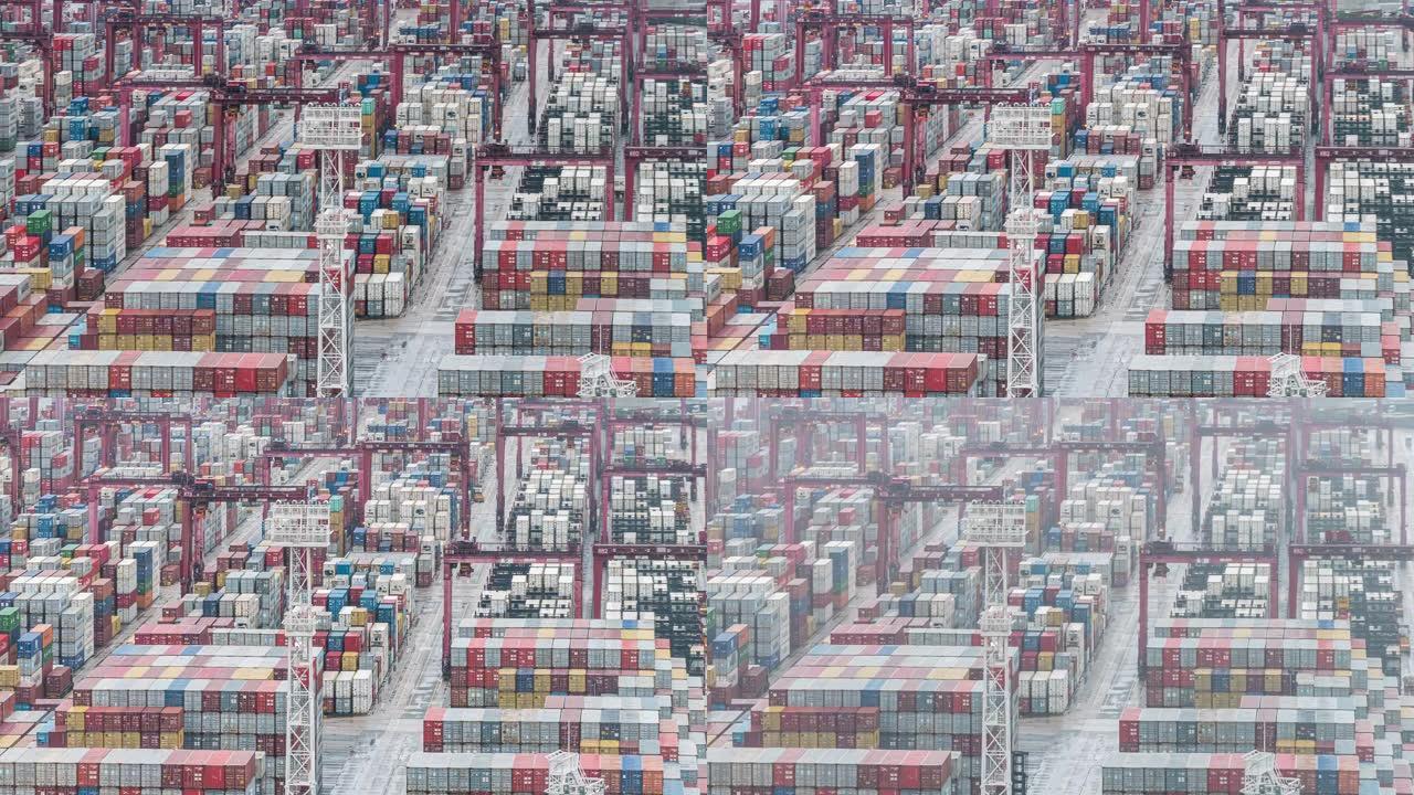 延时: 香港青衣港港口工作的鸟瞰图