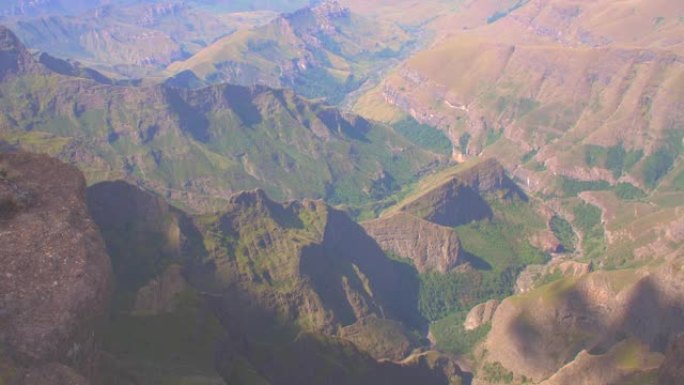莫桑比克鸟瞰图地形地貌大峡谷地理风光