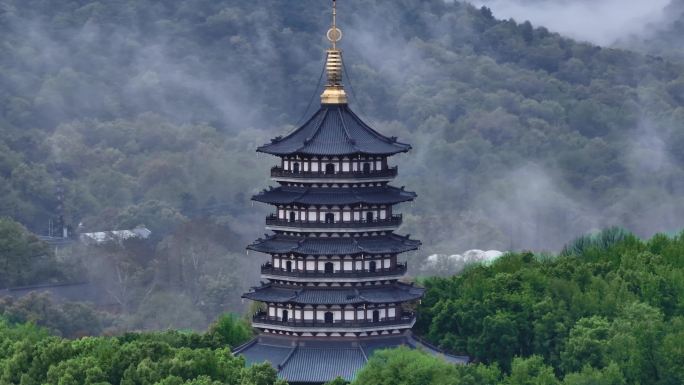 4K航拍烟雨西湖