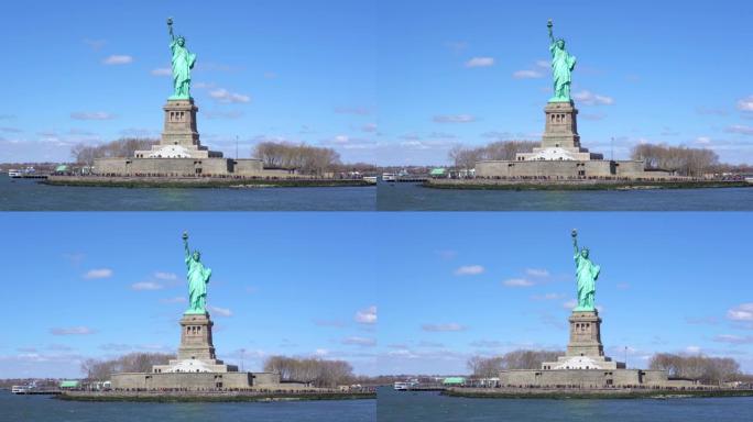 美国纽约曼哈顿纽约港自由岛自由女神像照亮世界的4k视频场景。旅游和世界遗产的概念