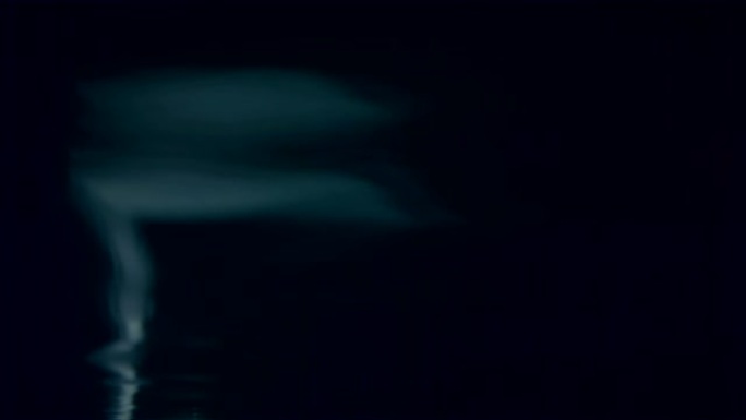 水中的光水下的微光波光倒影