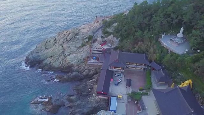 空中俯瞰韩国釜山的海东永贡寺