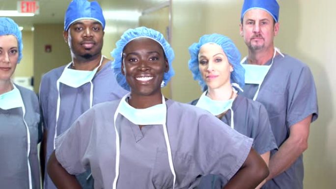 非裔美国妇女在医院的医疗队