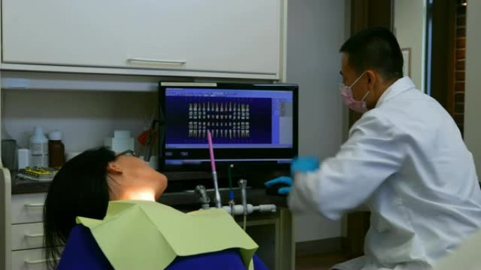 男性牙医与4k患者互动