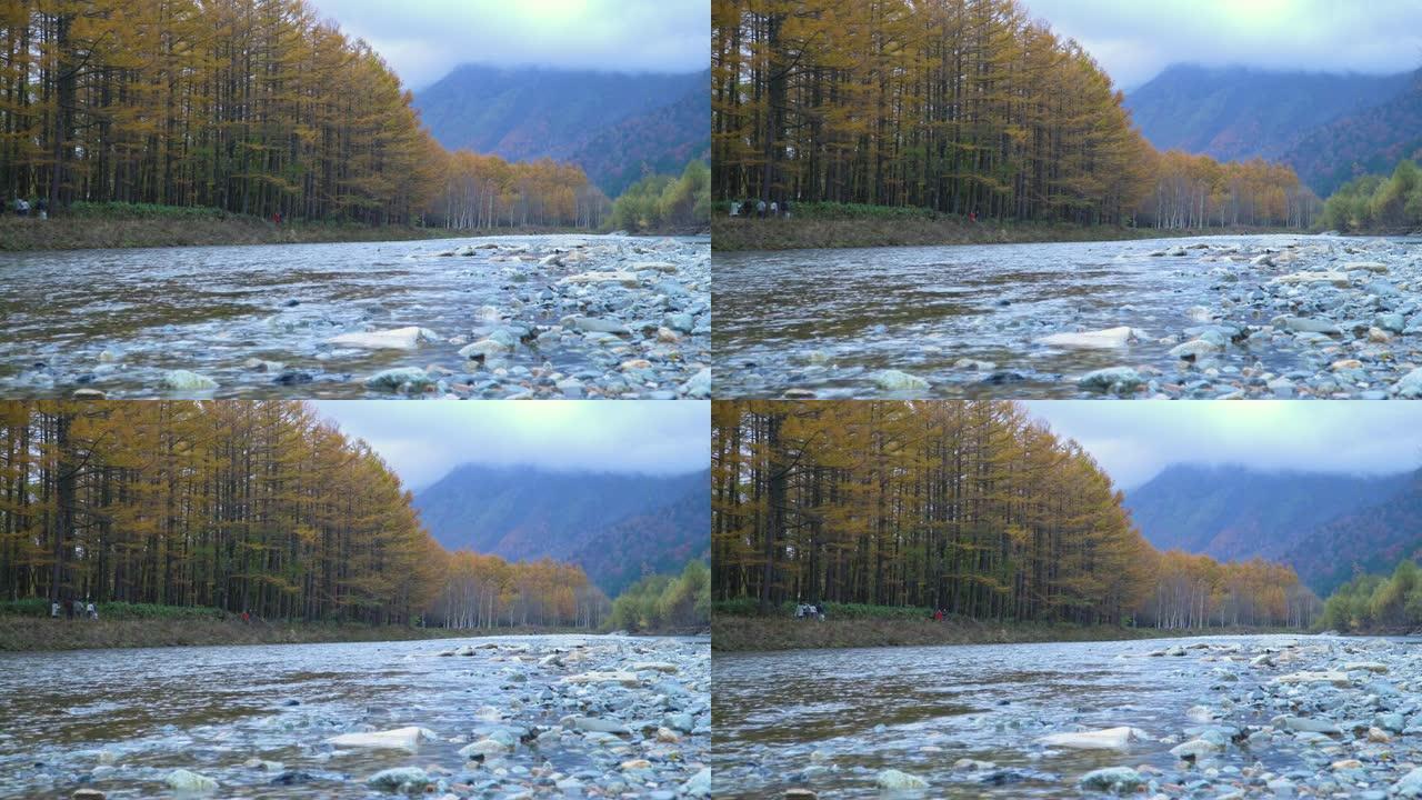 4k锁定: 日本长野秋季的Kamikochi。