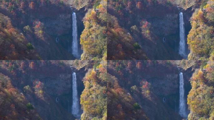 特写: 日本日光秋季的Kegon falls。