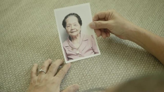 90岁以上的亚洲高级女性