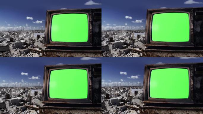 幽灵小镇废墟上的复古电视。放大。
