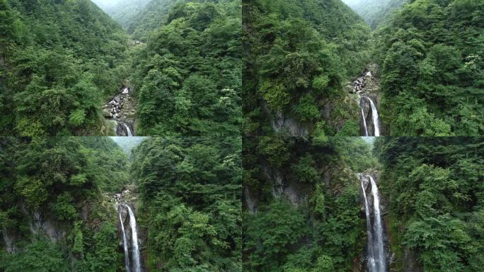 鸟瞰山中的瀑布流水溪流高山流水瀑布生态区