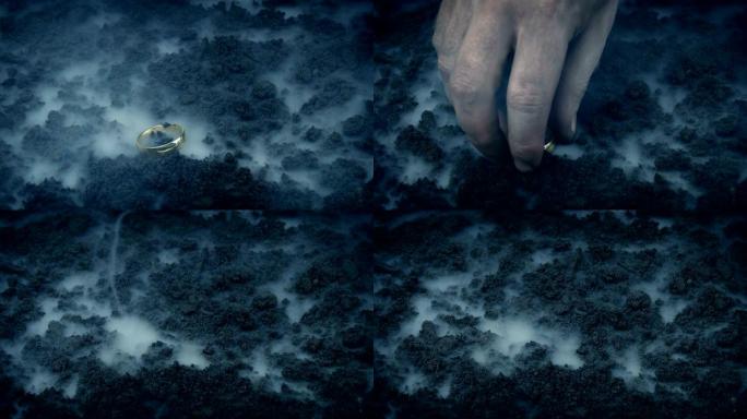 魔法戒指是从雾蒙蒙的地面上捡起来的