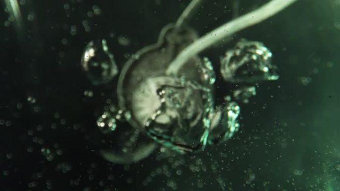 水泡跳舞动态流体透明水
