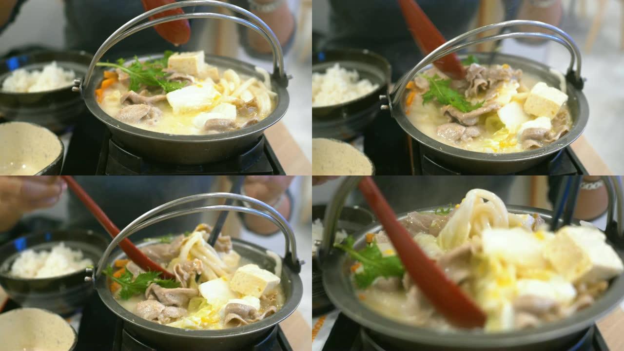 亚洲食物: 面条套装