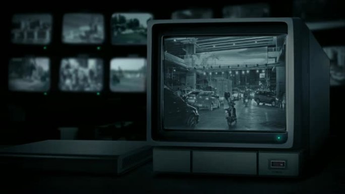 闭路电视监视器显示道路市中心