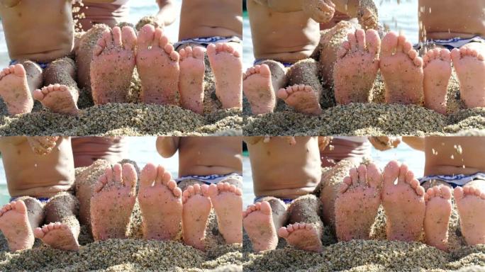 一家人在海边的沙滩上玩耍，双腿和手指都很小，穿着泳衣，背景是黄沙和碧水。