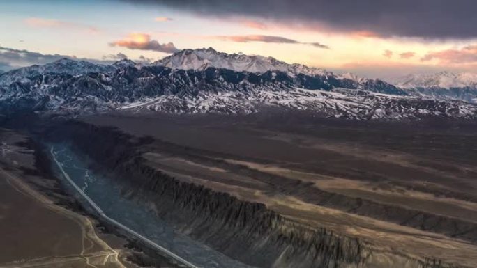 新疆鸟瞰图新疆宣传片航拍美丽雪山自然风光
