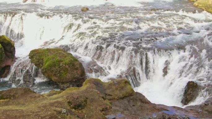 冰岛斯科加福斯瀑布的MS视图