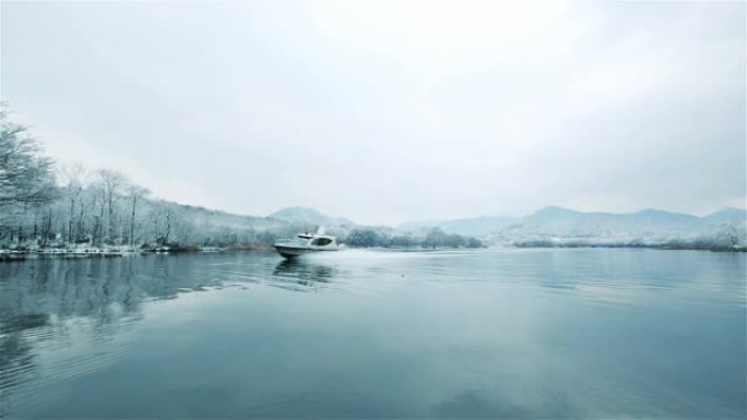 湖中有船的西湖景观