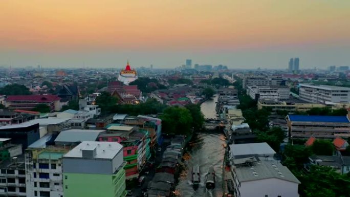 曼谷的Wat Saket(Phukhao Thong) 无人机的鸟瞰图-金山寺