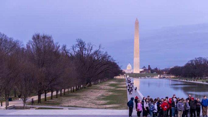 延时: 美国华盛顿特区带反射池日落的华盛顿纪念碑