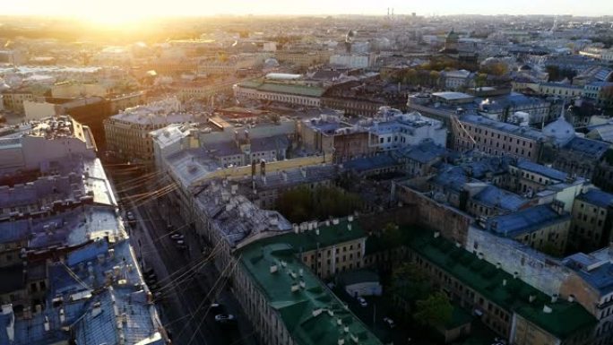 圣彼得斯堡在一个阳光明媚的春天早晨。