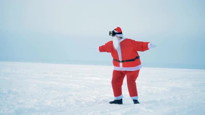 白雪皑皑的地形和圣诞老人在VR眼镜中跳跃