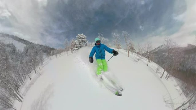 自拍照: 年轻人在新鲜的粉末雪中学习滑雪。