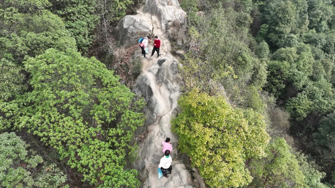 航拍重庆工商大学后山龙脊山