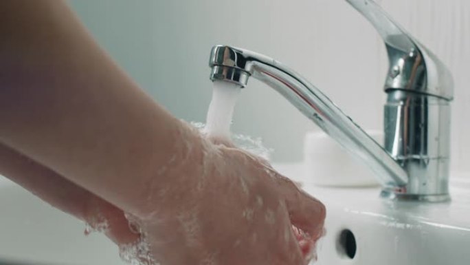 女人在浴室洗手五步洗手法慢镜头盥洗室