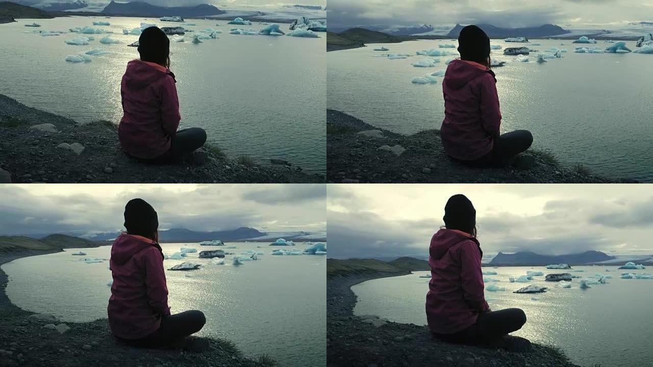 关于冰川泻湖的冥想