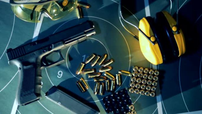 特殊装备枪，武器，步枪在射击场的桌子上，特写镜头。