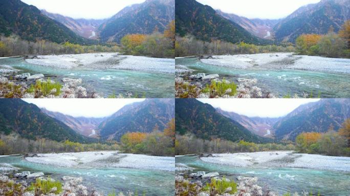 4k锁定: 日本长野秋季的Kamikochi。