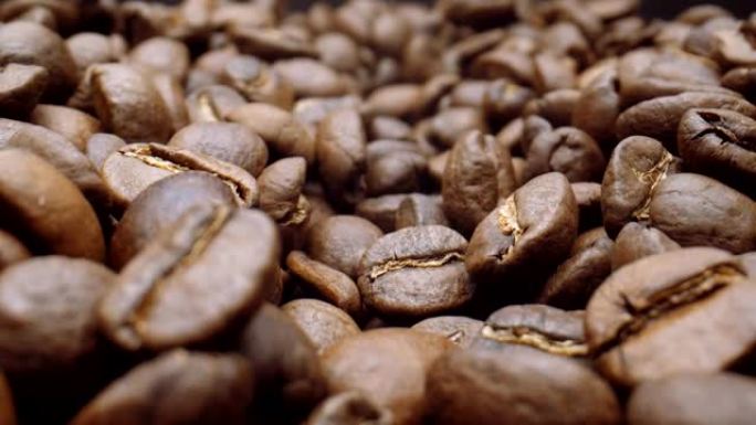 宏观探针拍摄的咖啡豆。