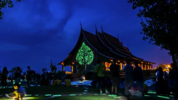 泰国乌汶府标志性寺庙泰国Wat Sirindhorn Wararam Phu Prao寺