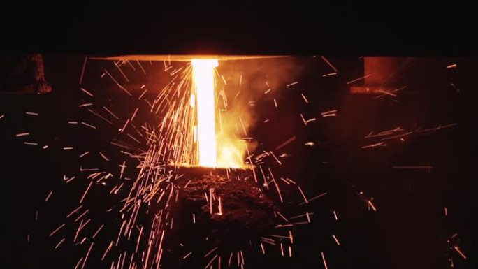 金属工业铸造厂。第一生产力焰火