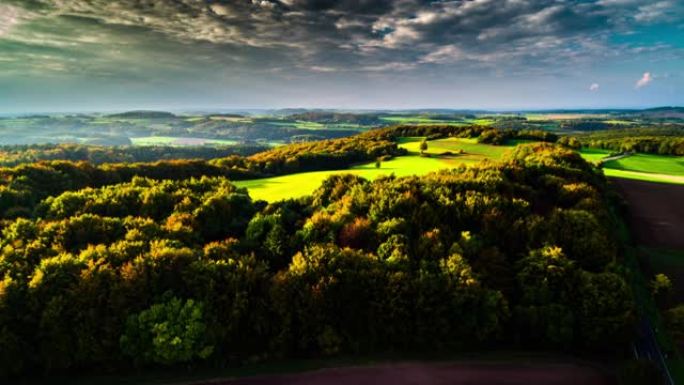 田园诗般的乡村绿地-德国埃菲尔