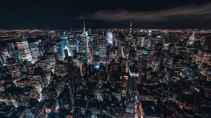 曼哈顿中城夜间天际线的T/L鸟瞰图/纽约