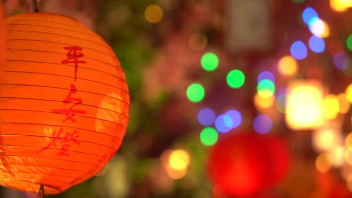 夜间中国传统灯笼和设计照明
