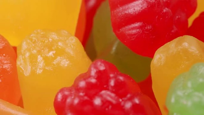 各种软糖、果冻糖果的宏观照片。
