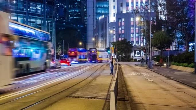 4K时光流逝:香港人行道上的人们。(苹果PRORES 422(总部))。4 k运输、香港。平移风格