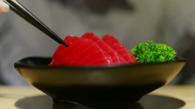 红金枪鱼生鱼片红金枪鱼生鱼片寿司
