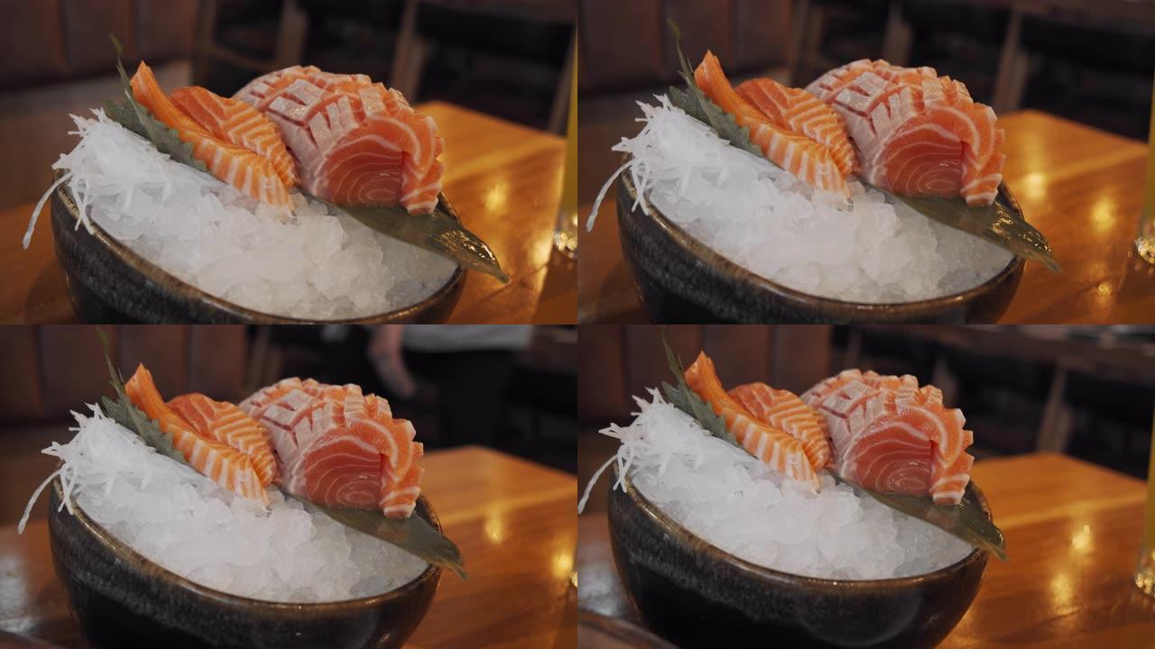 4k三文鱼生鱼片套装。日本传统食品。