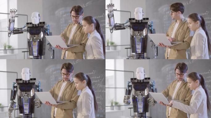 教女学生控制机器人