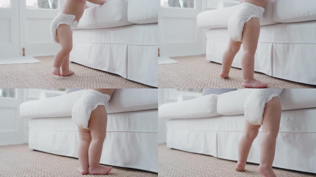 婴儿腿学习走路幼儿迈出第一步穿尿布可爱婴儿在家走路4k