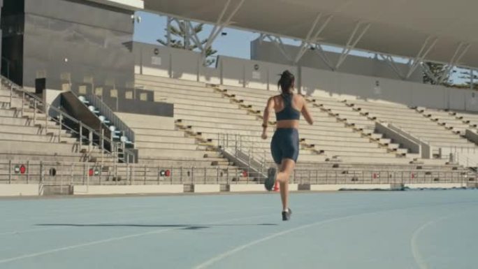 一名女运动员在赛道上训练的4k录像