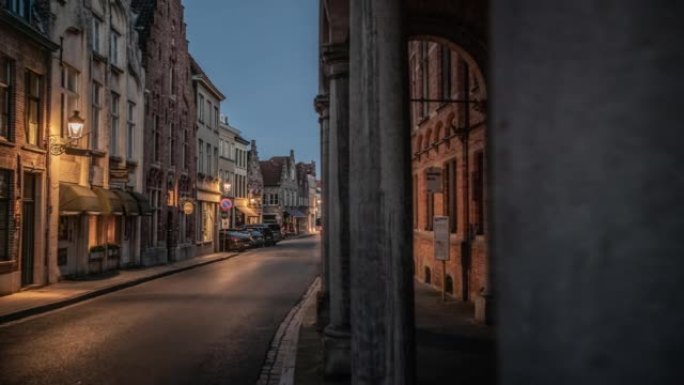 比利时布鲁日老城有历史建筑的街道