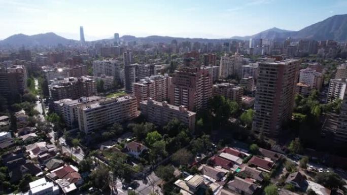 南美洲智利首都圣地亚哥的鸟瞰图。无人机镜头。4k分辨率。