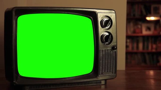 绿屏旧电视机。绿屏旧电视机
