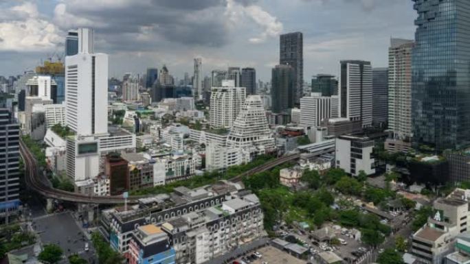 BTS skytrain的曼谷摩天大楼的时间流逝