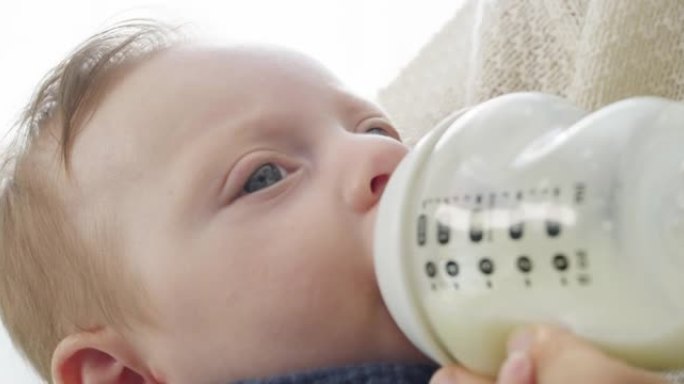 牛奶在婴儿菜单上排名第一