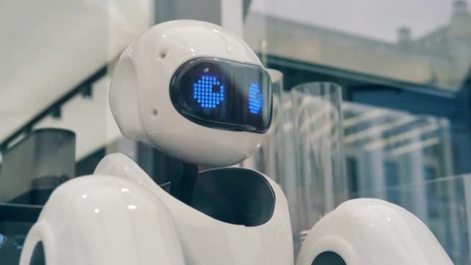 咖啡屋中高科技机器人的闪烁眼睛